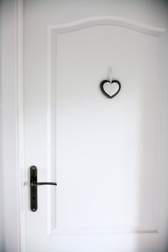 Heart door