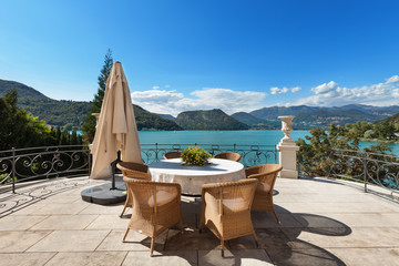 Fototapeta na wymiar beautiful terrace overlooking the lake
