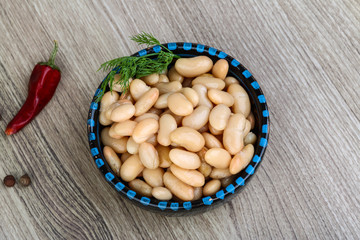 Canned white beans