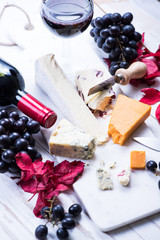 cheese with grapes and wine