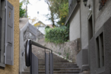 Geländer in der Gasse