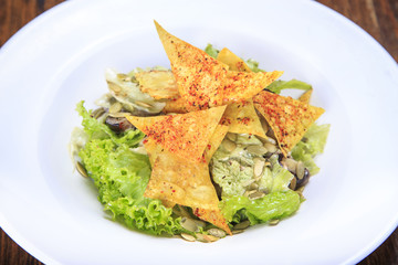 salad with crisps