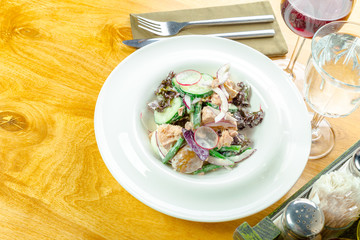 Salad with chicken