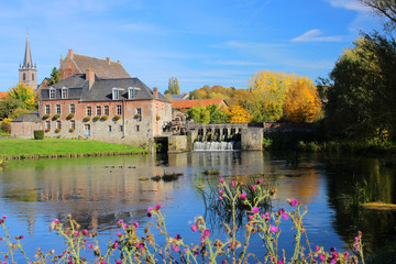 Moulin de Maroilles en automne