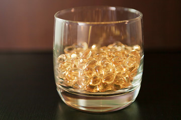 Стакан с пилюлями