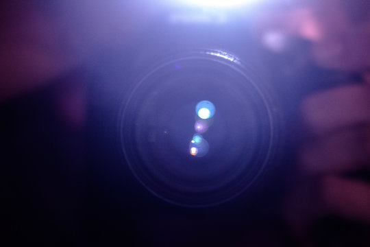 reflection : entstanden beim blitzen in den spiegel