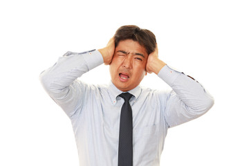 苦悩するビジネスマン