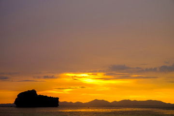 silhouette sunset seascapes