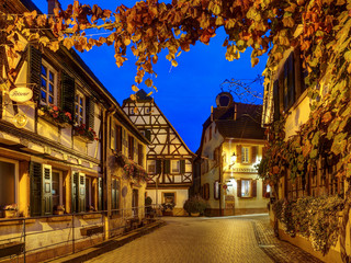 Weinort Sankt Martin in der Pfalz am Abend