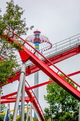 Naklejka premium crazy rollercoaster rides at amusement park