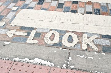 Look sign