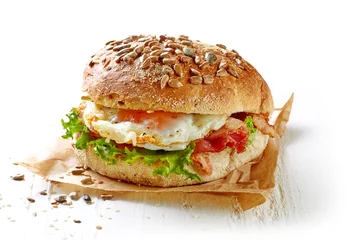 Fotobehang gezonde sandwich op witte achtergrond © Mara Zemgaliete