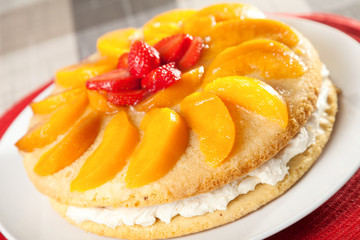 Vanilla cake with peaches