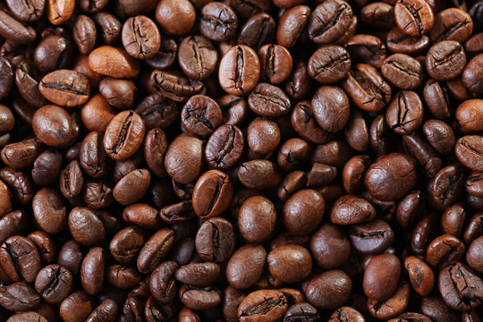 Coffee beans background © Africa Studio