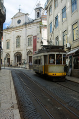 Naklejka na ściany i meble Tram - Lisbona