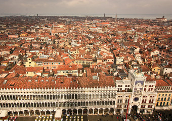 Fototapeta na wymiar Red rooptops of Venice