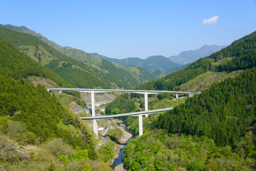Obraz premium Raiden Todoroki Bridge in Chichibu, Saitama, Japan