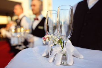 Bridal couple toasting glasses of champagne