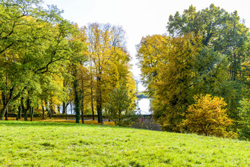 Fototapeta na wymiar Wunderschöne Herbstlandschaft