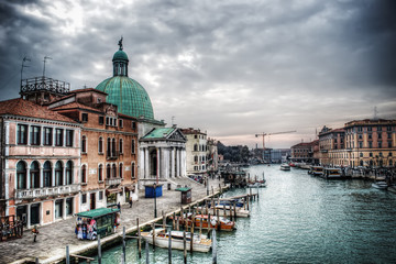 Fototapeta na wymiar Venice Grand Canal with San Simeone dome