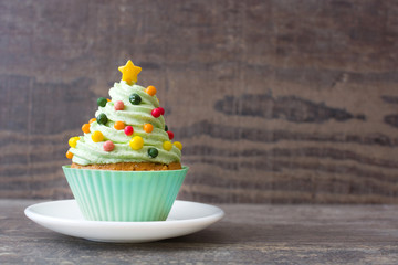 Christmas tree cupcakes