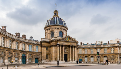 Fototapeta na wymiar Institut de France à Paris