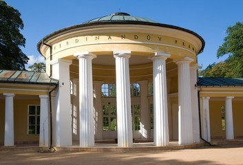 Obraz premium Ferdinand Spring in the famous spa Marienbad / Marianske Lazne, western Bohemia, Czech Republic.