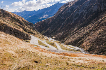 Airolo, Stadt, Schweizer Alpen, Passstrasse, Gotthardpass, Gotthardpassstrasse, Herbst,...