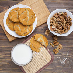 ginger biscuits with honey