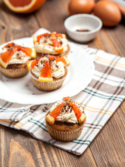 cupcakes with cream and fruit