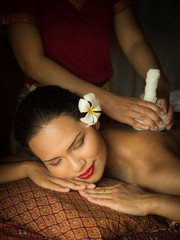 Obraz na płótnie Canvas massage on woman body in the spa