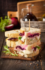 Sandwich.