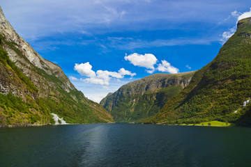 Fototapeta na wymiar Fjord Sognefjord - Norway