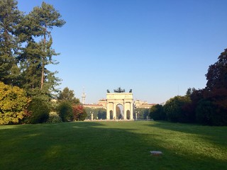 Fototapeta na wymiar Milano, Arco della Pace e Parco Sempione
