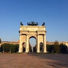 Fototapeta na wymiar Milano, Arco della Pace