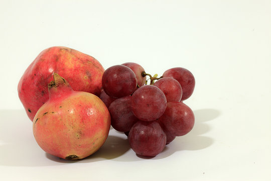Frutti rossi, uva e melograni