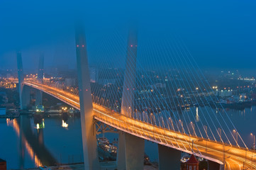 Fototapeta na wymiar The bridge across the Golden Horn. Vladivostok. Russia. 02.09.2015
