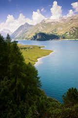 Walking around Sils lake (Switzerland)