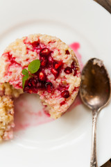 Rice pudding with pomegranate sauce
