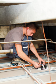 Electrician Fixing Devices