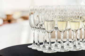 champagne glasses