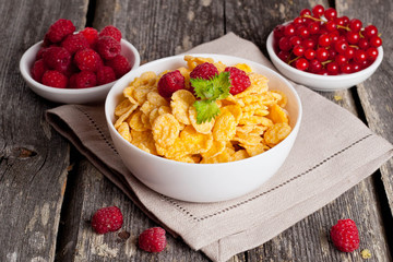Cornflakes and different Berries