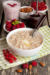oatmeal with honey and butter