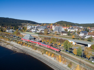 Schluchsee mit Eisenbahn
