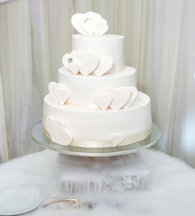 Obraz na płótnie Canvas wedding cake from white chocolate