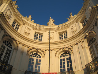 Fototapeta na wymiar Bruxelles, façade concave du palais Charles de Lorraine, Belgique