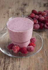 Smoothies of frozen raspberries and strawberries    .