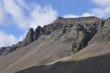 Berg auf Island