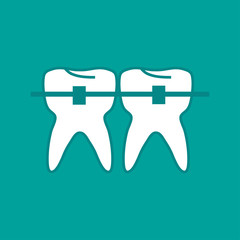 Two teeth treated flat plate style