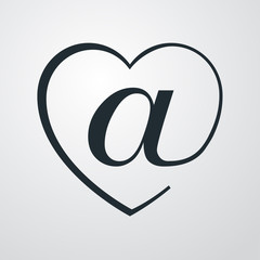Icono plano arroba con corazon sobre fondo degradado